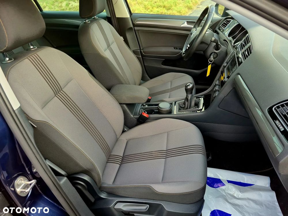 Volkswagen Golf Variant 1.6 TDI BlueMotion Technology Allstar - 11