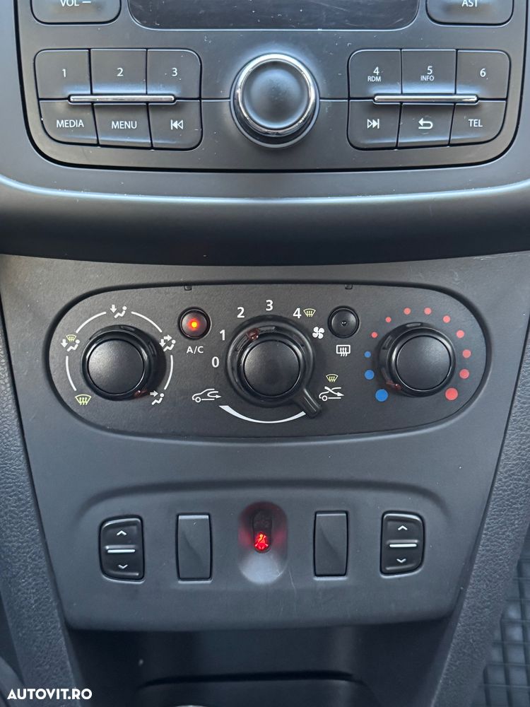 Dacia Sandero - 14
