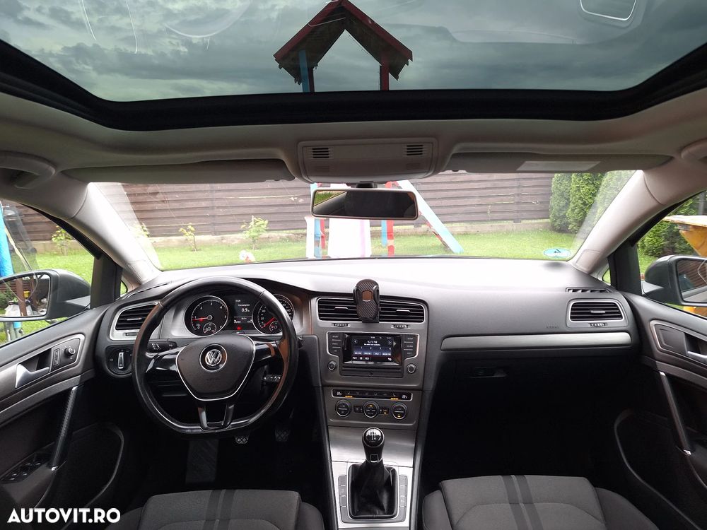 Volkswagen Golf 1.6 TDI DPF Highline - 6