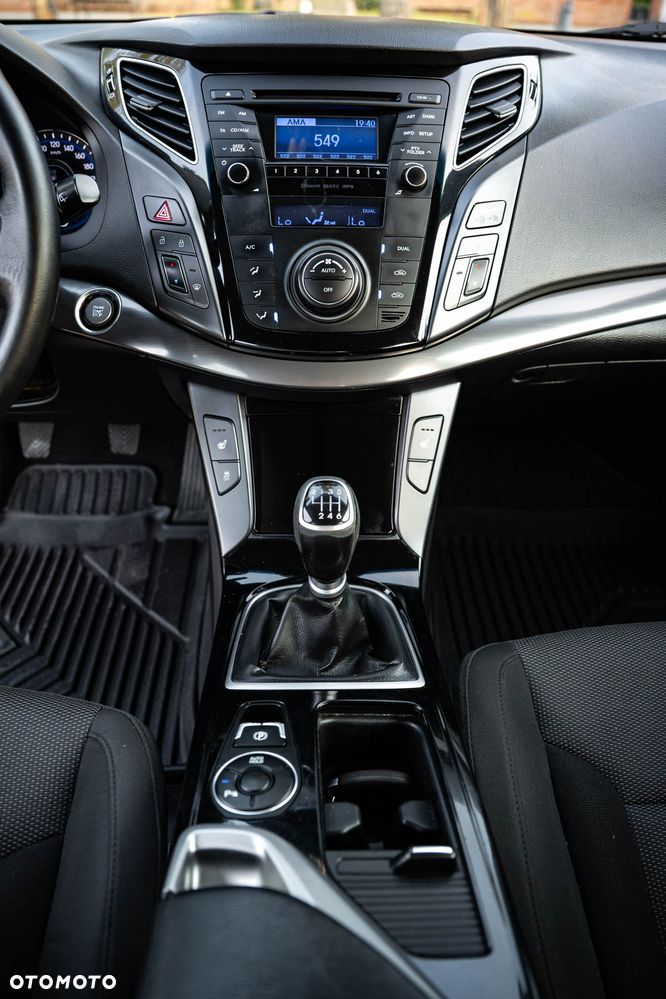 Hyundai i40 1.7 CRDi Comfort - 19