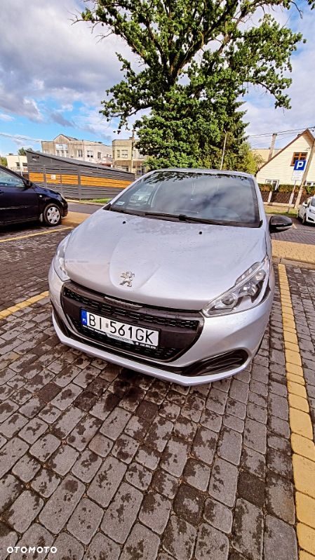 Peugeot 208 - 2
