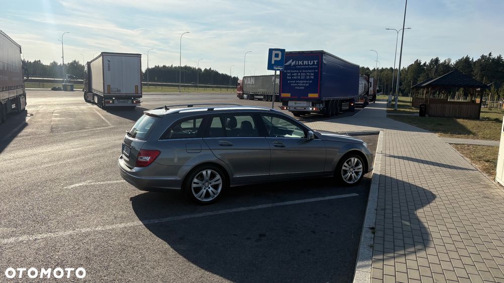 Mercedes-Benz Klasa C - 19