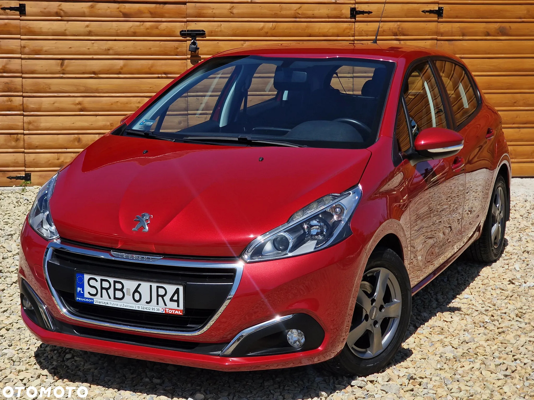 Peugeot 208 1.2 PureTech Allure - 8