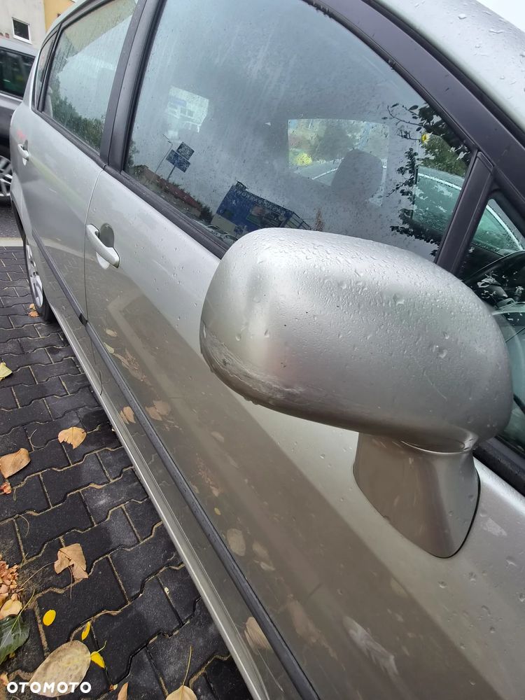 Toyota Corolla Verso 1.8 Gold - 10