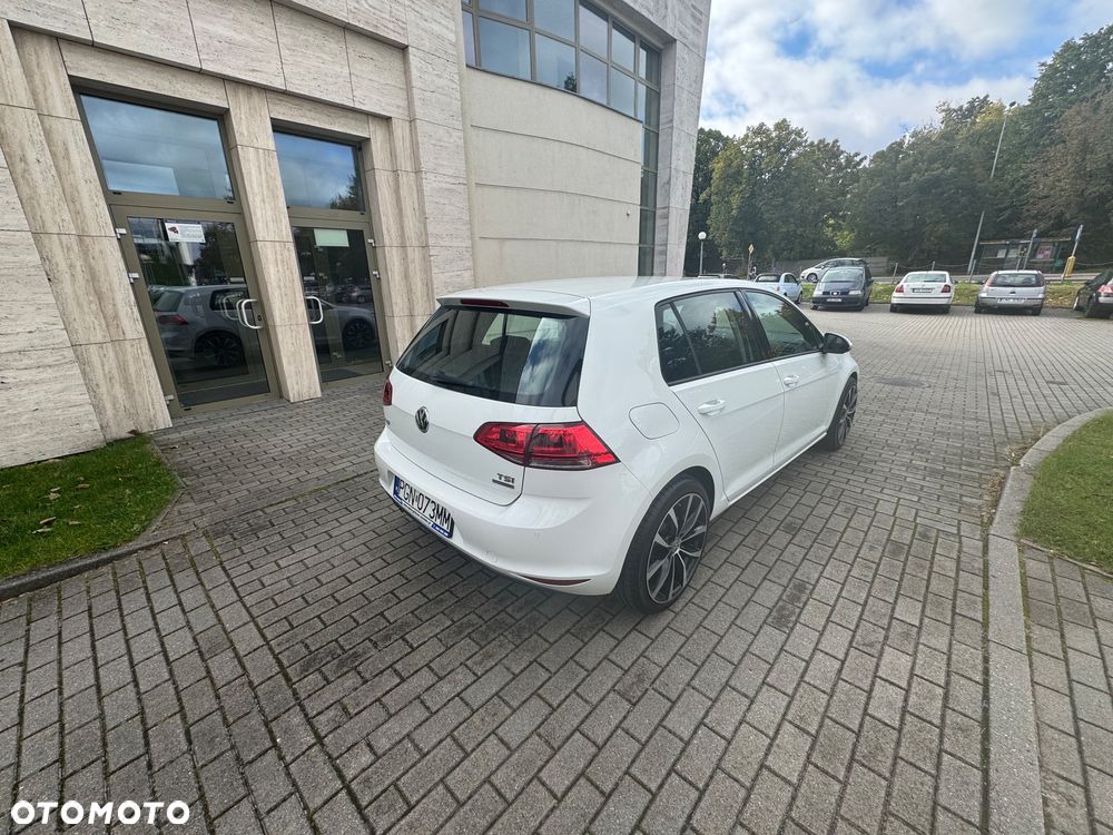 Volkswagen Golf 1.4 TSI BlueMotion Technology DSG Comfortline - 6