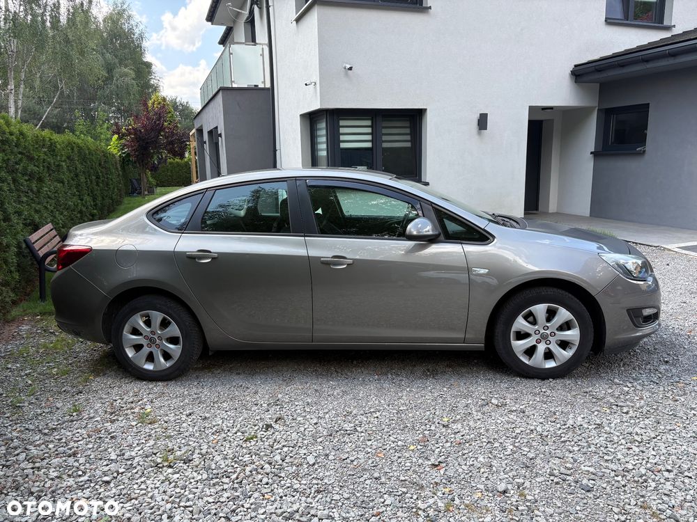 Opel Astra - 15