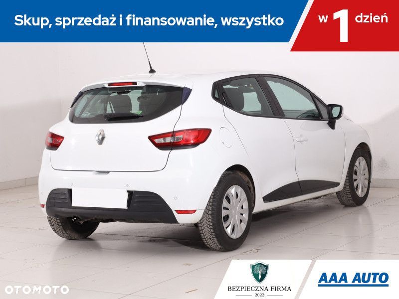 Renault Clio - 7