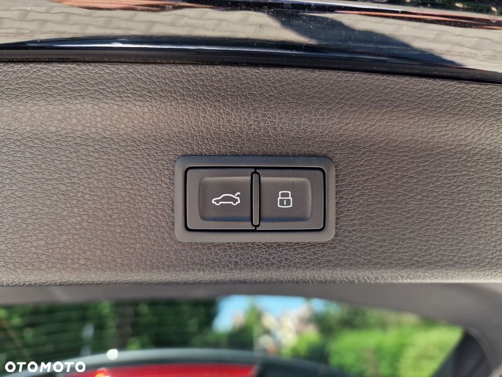 Audi Q3 35 TFSI mHEV S-Line S tronic - 19