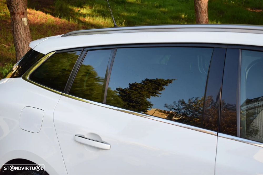 Renault Mégane Sport Tourer 1.5 dCi GT Line - 38