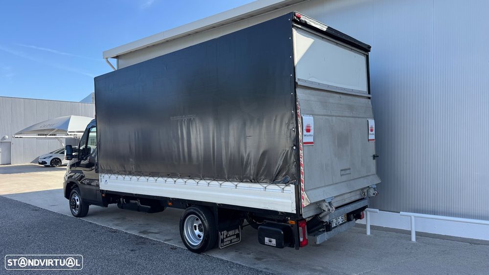 Iveco Daily 2.3 35C16 C/ Plat. Elevatória - 1