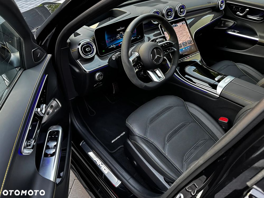 Mercedes-Benz Klasa C AMG 63 S E Performance T AMG Speedshift MCT9G - 16