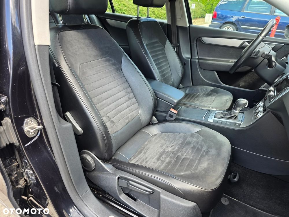 Volkswagen Passat 2.0 TDI Highline DSG - 8