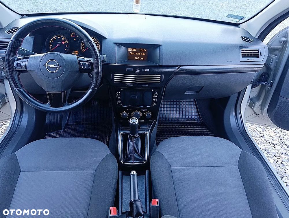 Opel Astra 1.4 Cosmo - 22