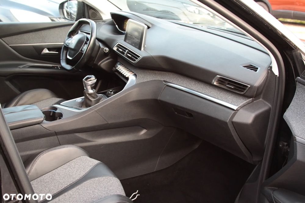 Peugeot 3008 BlueHDi 120 Stop & Start Allure - 19