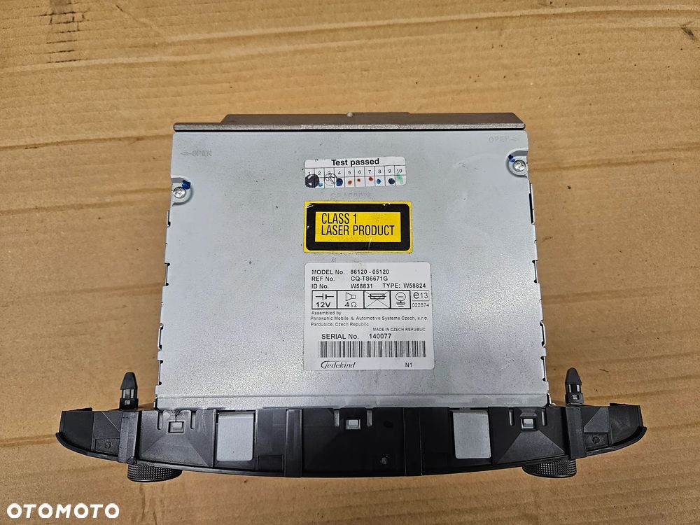 Toyota Avensis T25 radio 86120-05120 W58824 - 2
