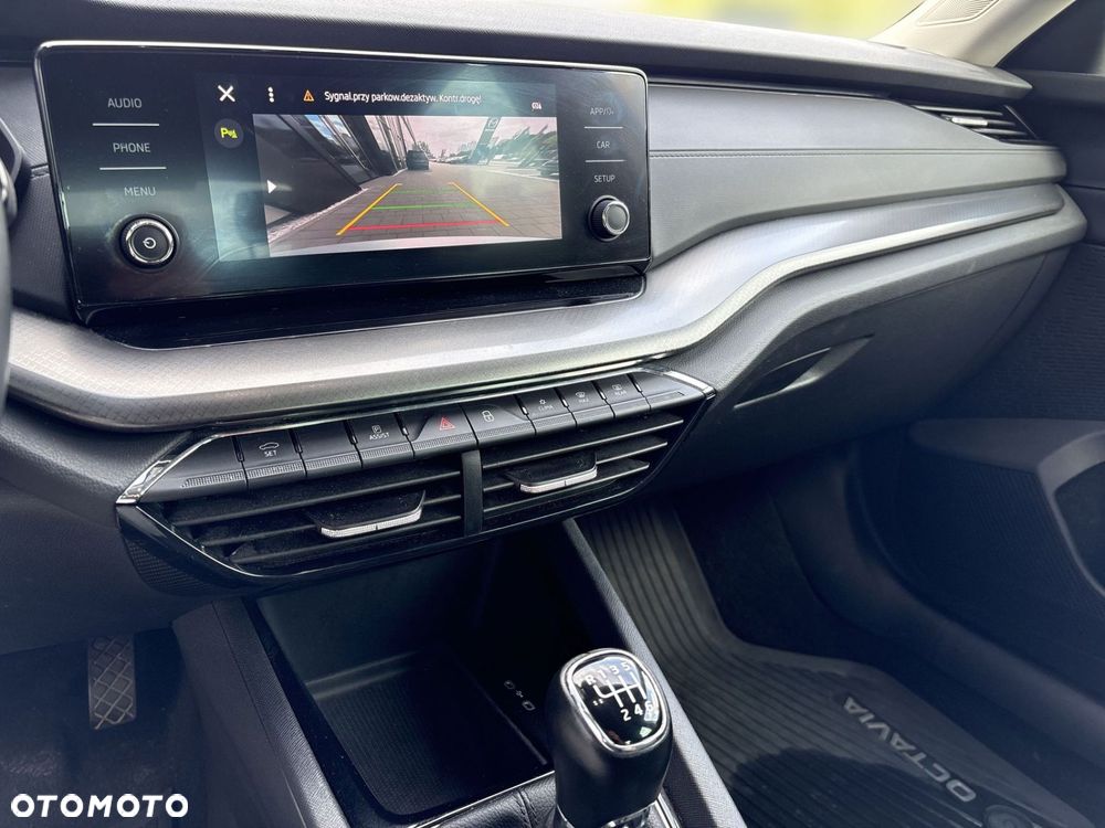 Skoda Octavia 1.5 TSI ACT Ambition - 20