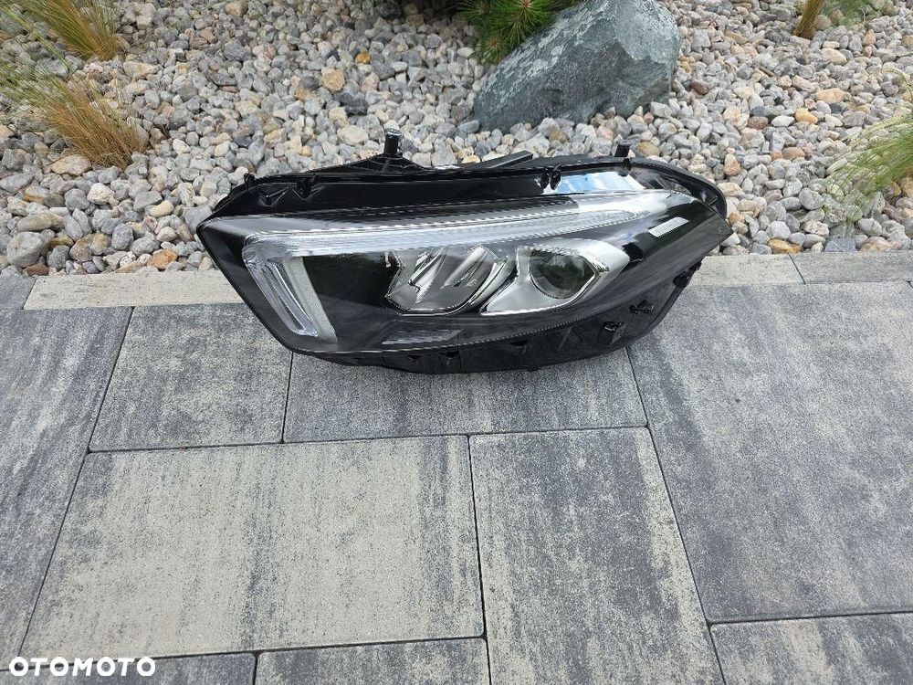 MERCEDES A KLASA 177 Lampa lewa przód Full Led Performance A1779062700KZ - 2