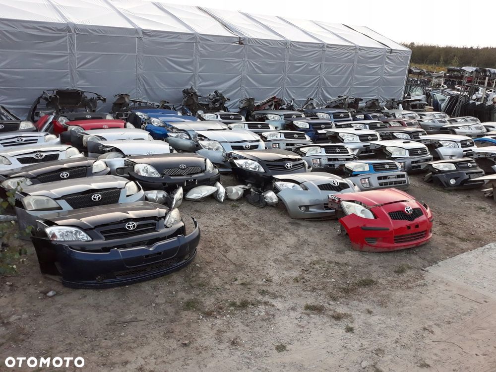 Toyota Auris I kolektor wydechowy 1,6 - 5