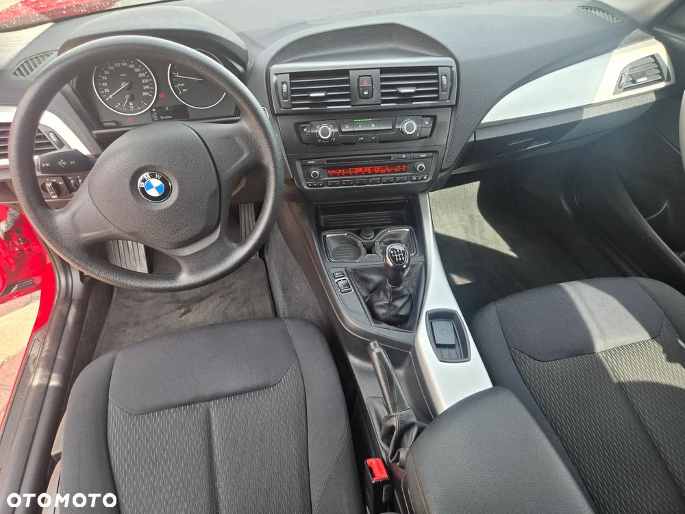 BMW Seria 1 118i - 21