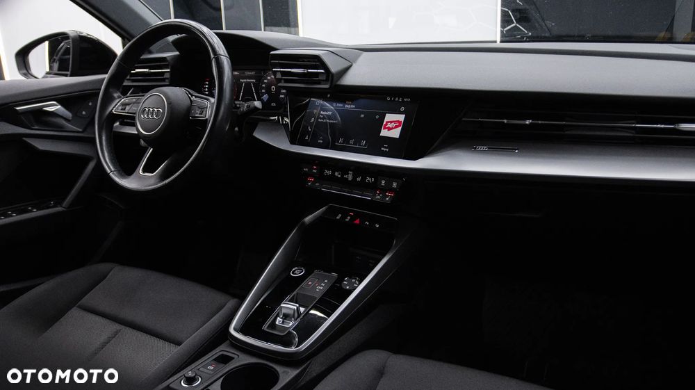 Audi A3 Sportback 35 TFSI mHEV S tronic - 13
