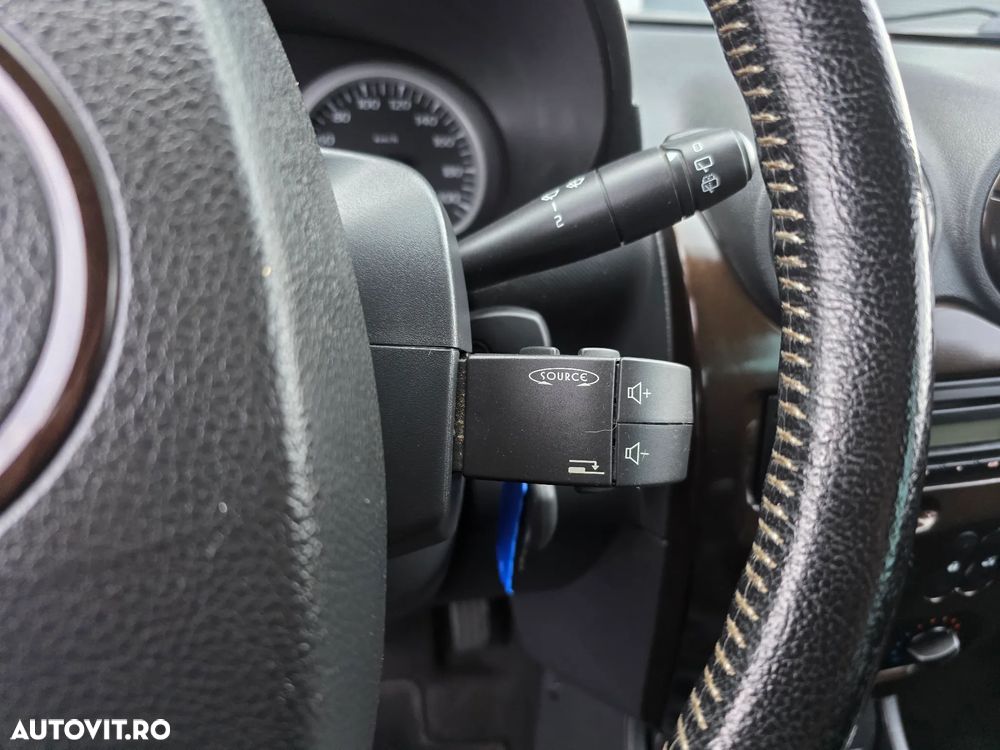 Dacia Duster 1.6 16V 105 4x2 Prestige - 20