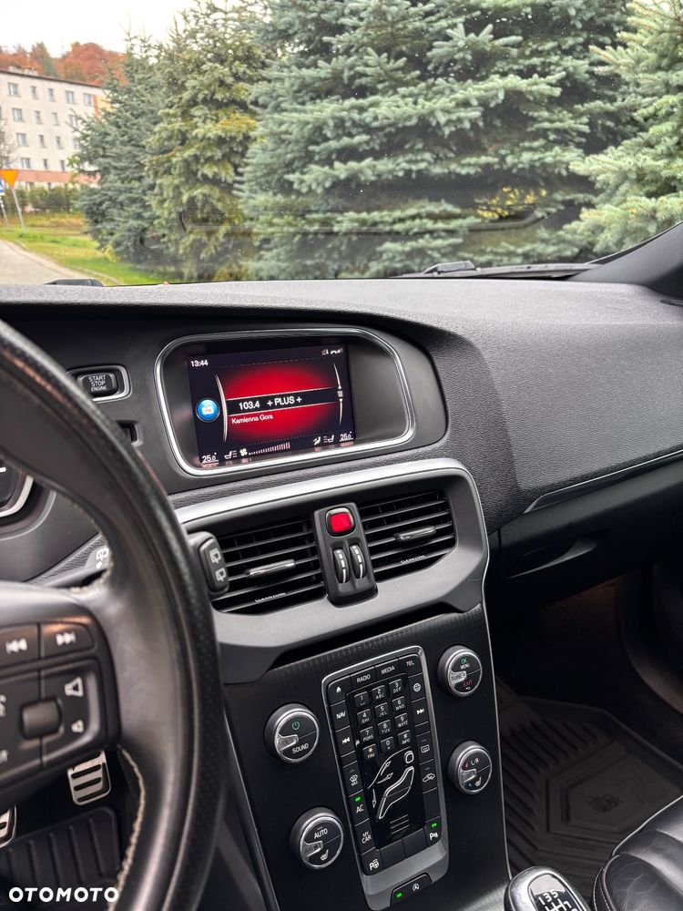 Volvo V40 D3 Drive-E R-Design Momentum - 18