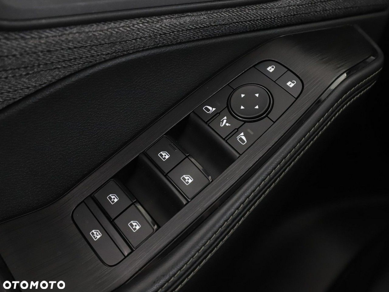 Nissan X-Trail 1.5 VC-T e-POWER N-Connecta e-4ORCE - 33