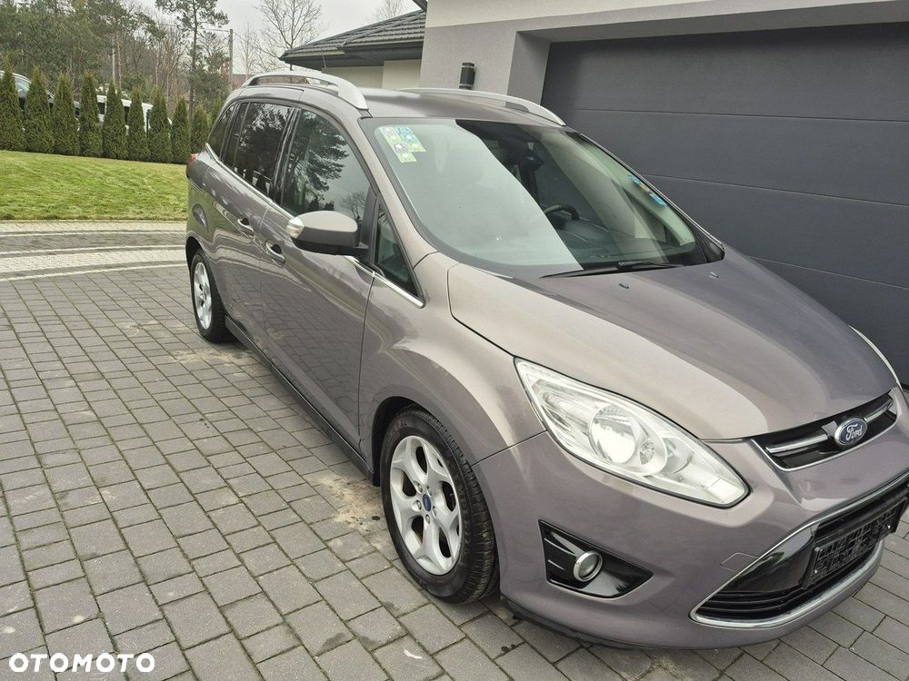 Ford Grand C-MAX - 3