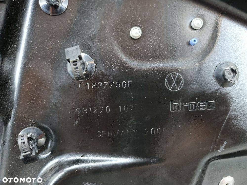 PODNOŚNIK SZYBY PRAWY PRZÓD  VW PASSAT B6 3C1837756F 1K0959792G 980852-109 - 4