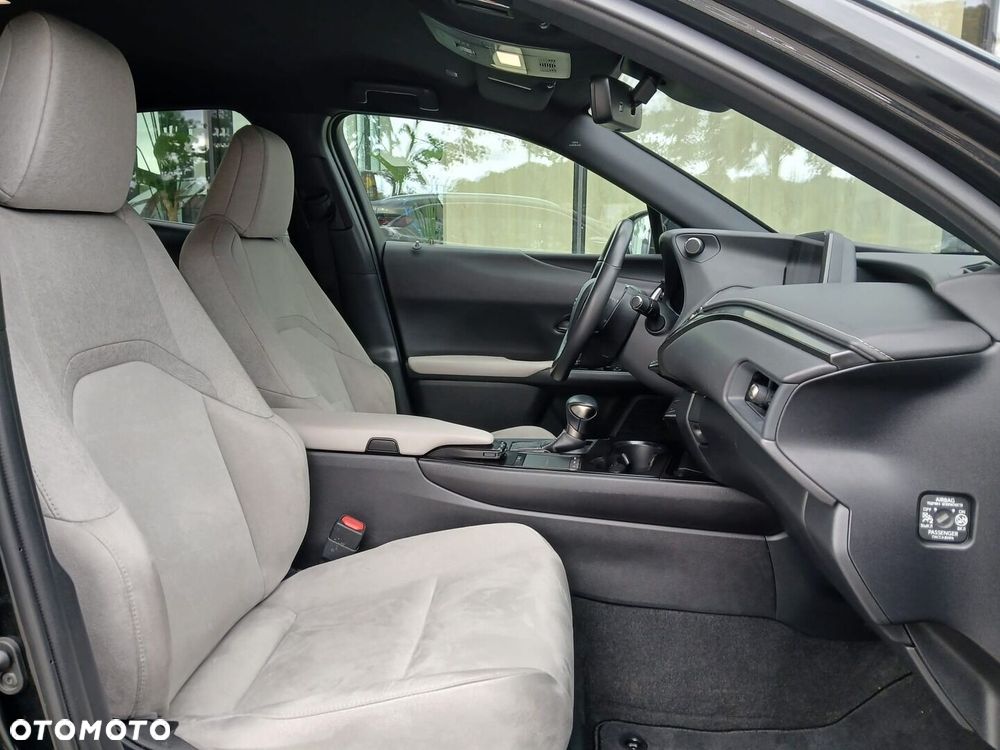 Lexus UX 250h GPF Business Edition 2WD - 28