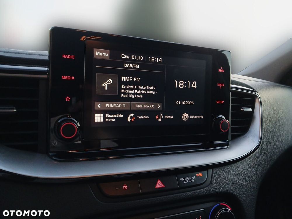 Kia Ceed - 13