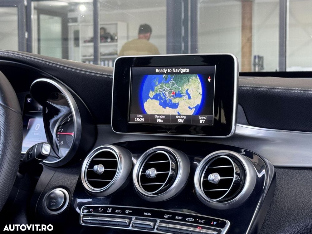Mercedes-Benz GLC - 14