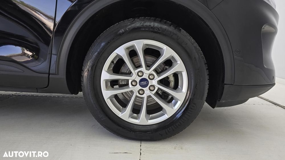 Ford Kuga - 22