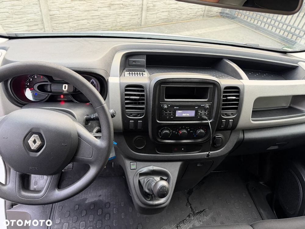 Renault Trafic - 21