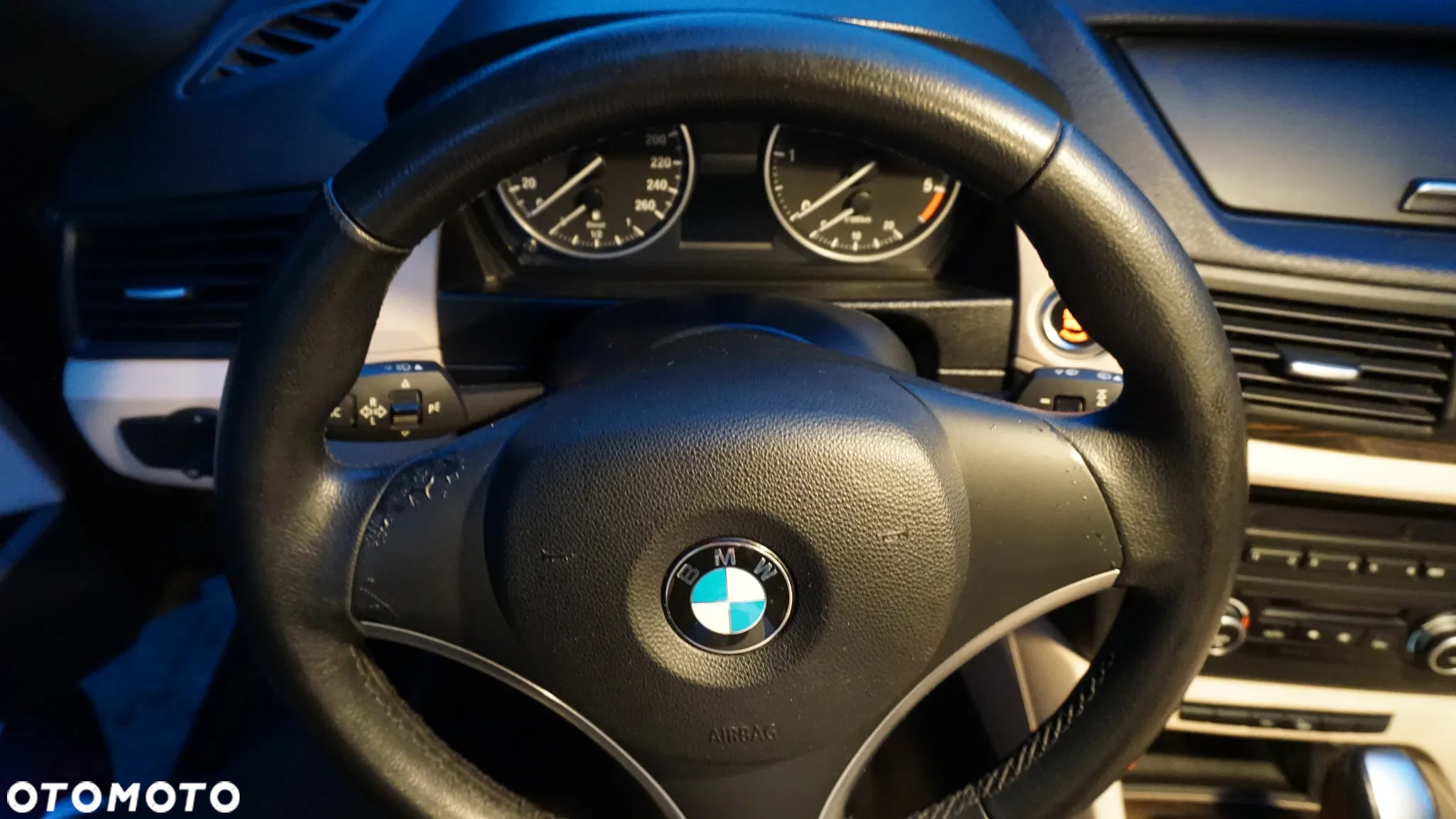 BMW X1 xDrive18d - 12