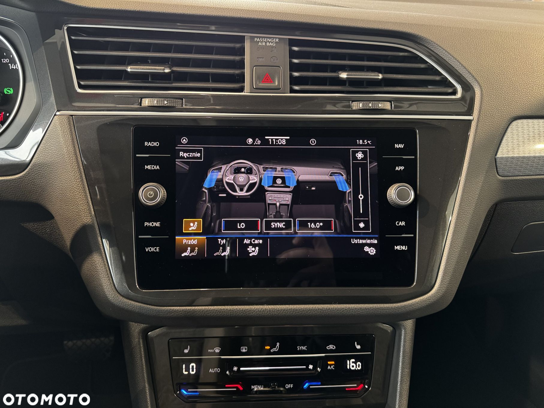 Volkswagen Tiguan - 26