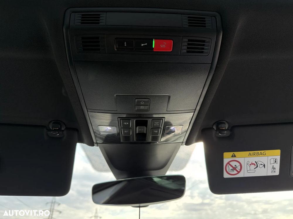 Volkswagen Tiguan - 36