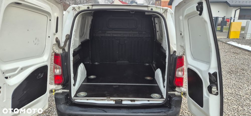 Opel COMBO - 10