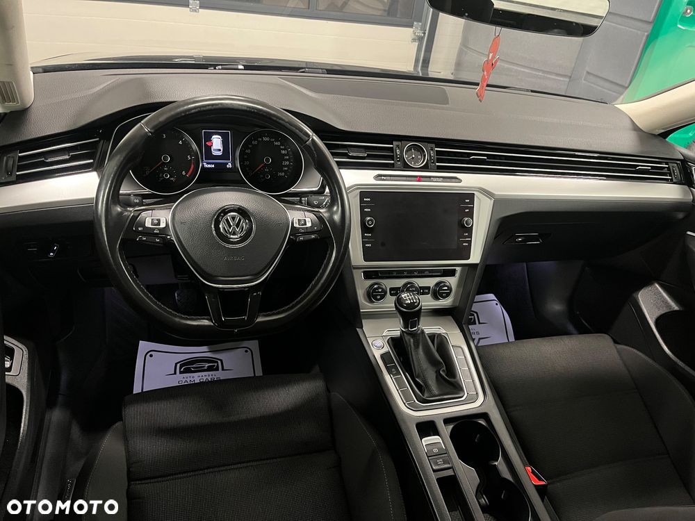Volkswagen Passat 2.0 TDI BMT Highline - 15