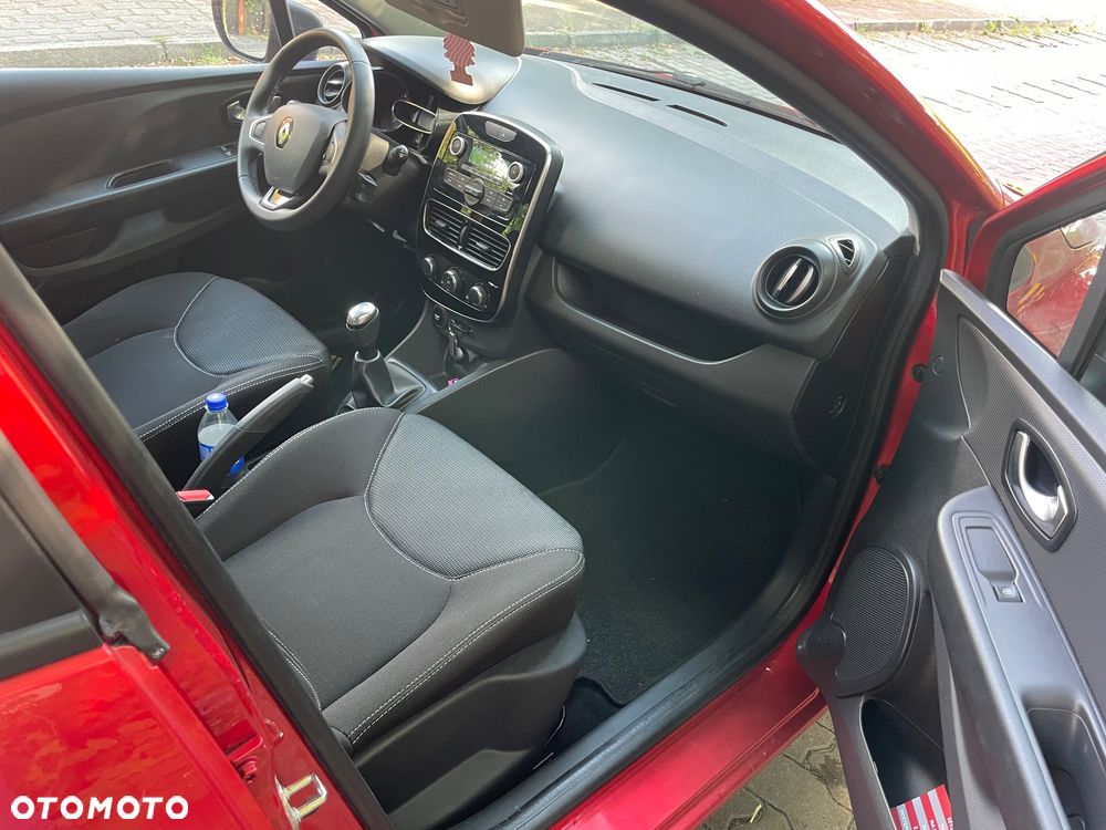 Renault Clio - 20
