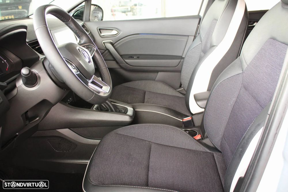 Renault Captur 1.0 TCe Techno Bi-Fuel - 10