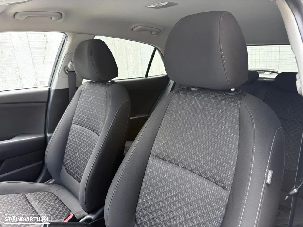 Kia Rio 1.2 CVVT Urban - 32