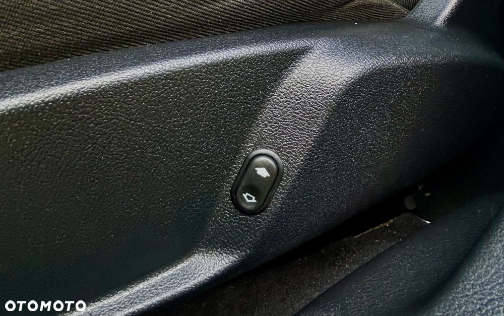 Ford Mondeo 1.6 Trend - 10