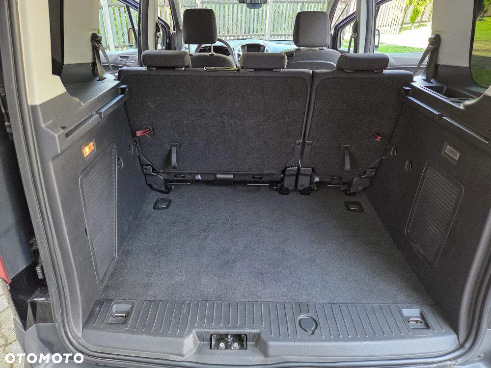 Ford Tourneo Connect - 26