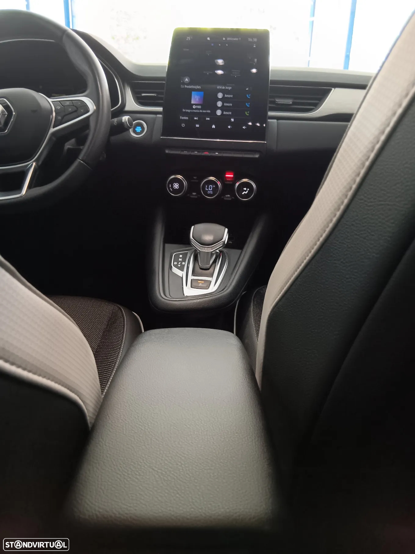 Renault Captur 1.6 E-Tech Plug-In Exclusive - 9