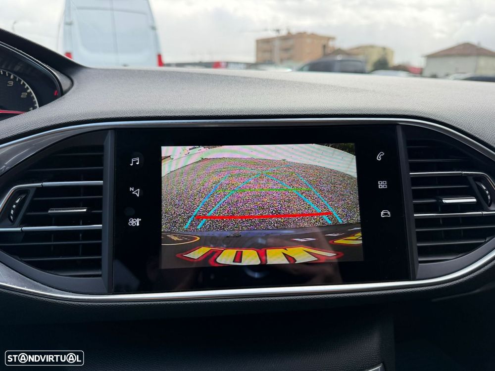 Peugeot 308 1.6 e-THP GTi - 40