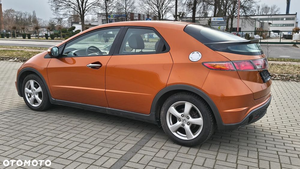 Honda Civic 1.4 Comfort - 12