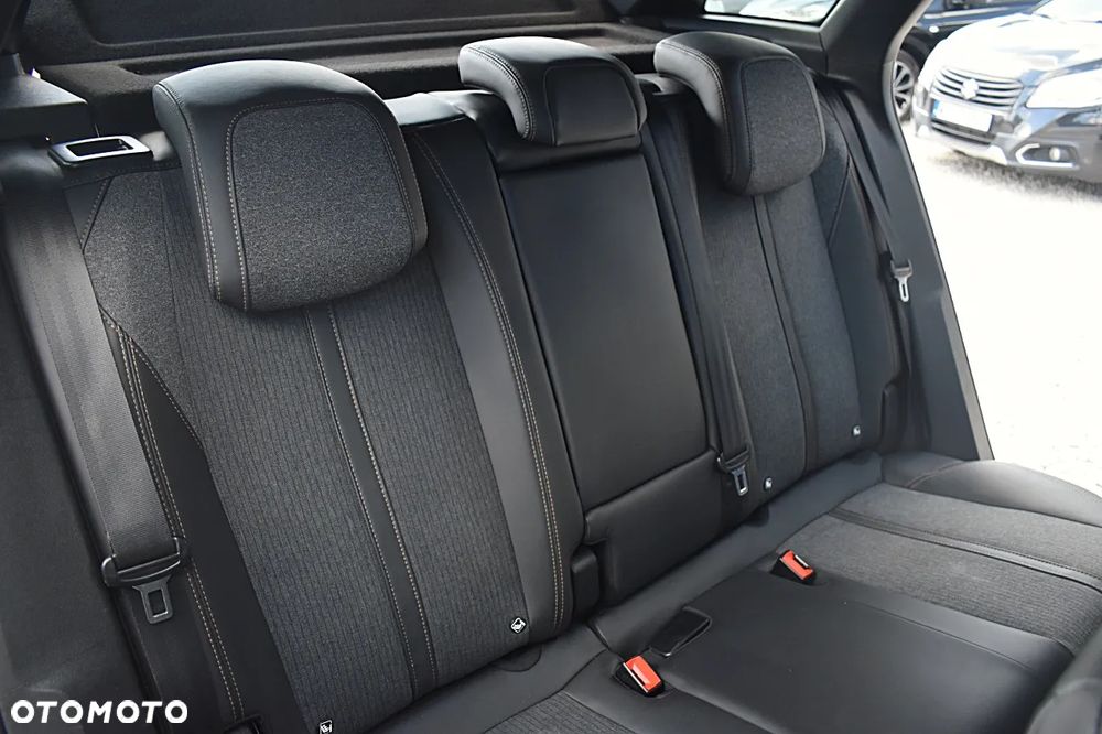 Peugeot 3008 2.0 HDi Premium - 21
