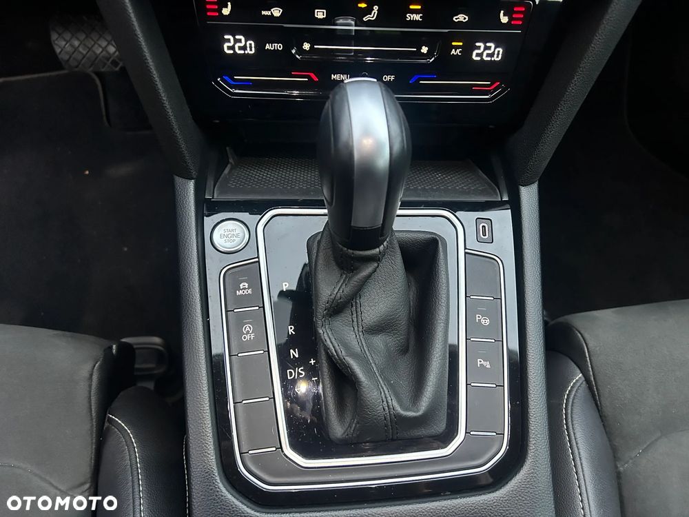 Volkswagen Passat 2.0 TDI EVO Elegance DSG - 18