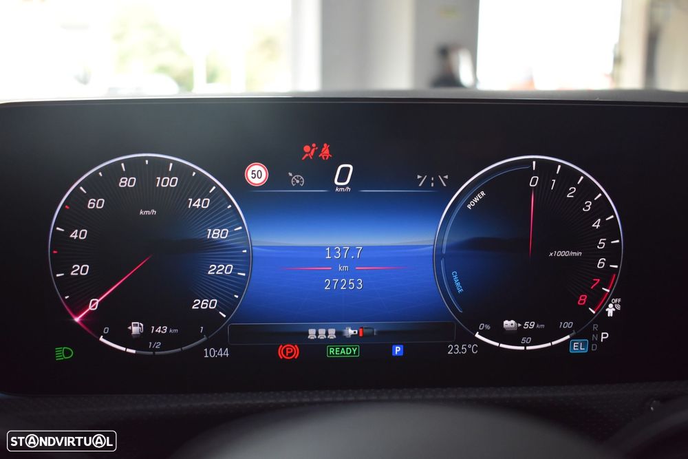 Mercedes-Benz CLA 250 - 33